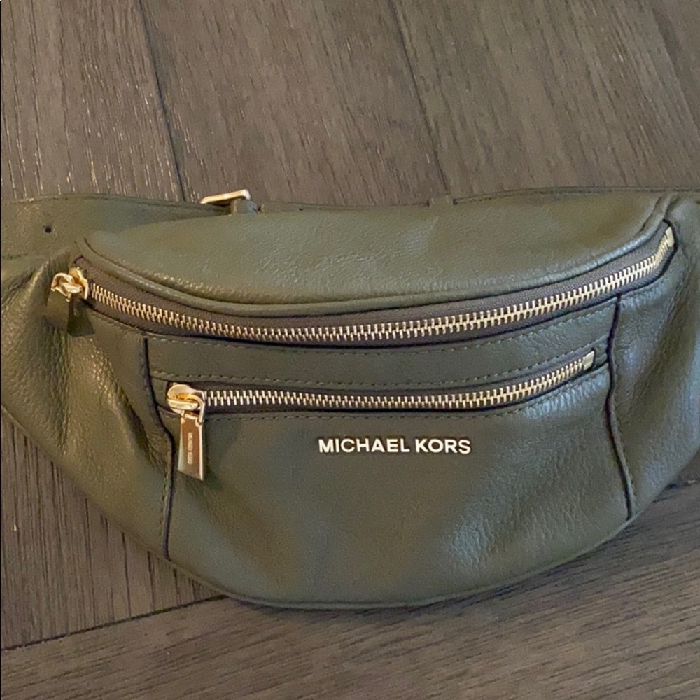 Michael Kors Mott Waistpack in Olive
